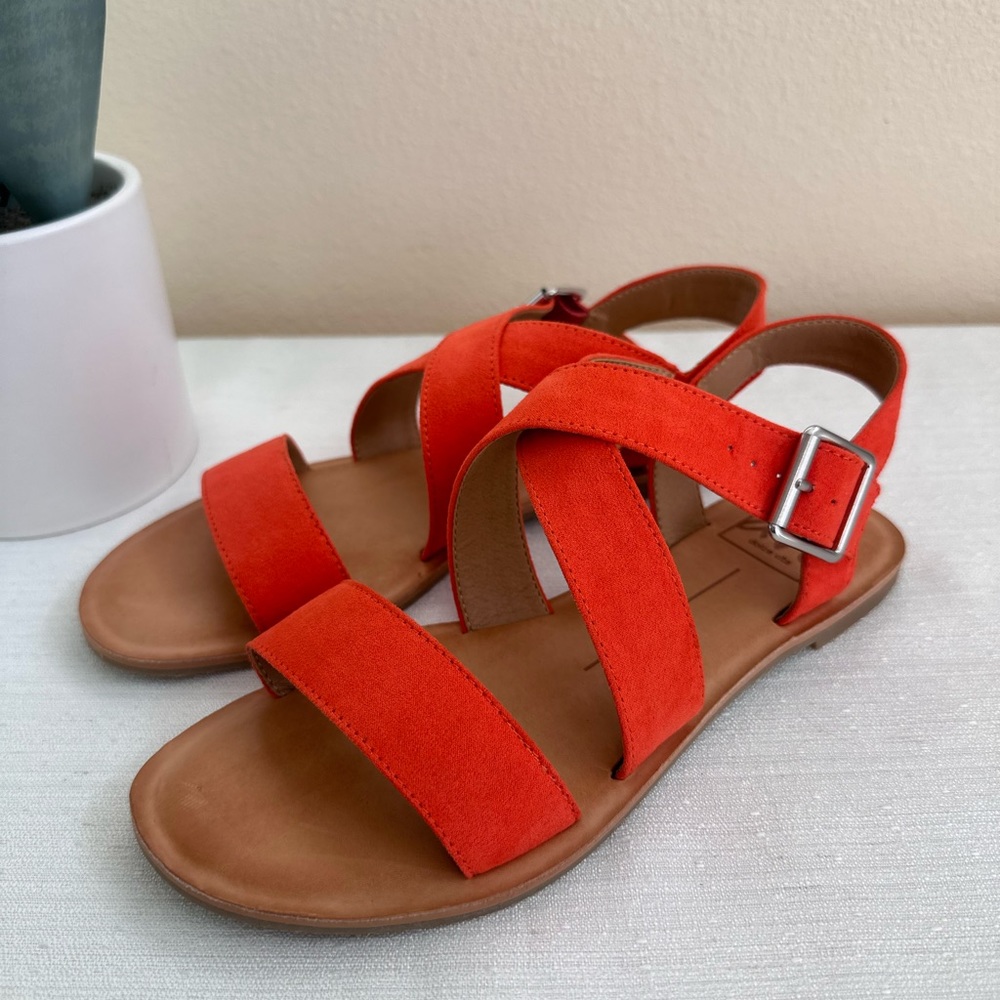 New DV8 by Dolce Vita Orange Vegan Strap Sandals Women’s 7
